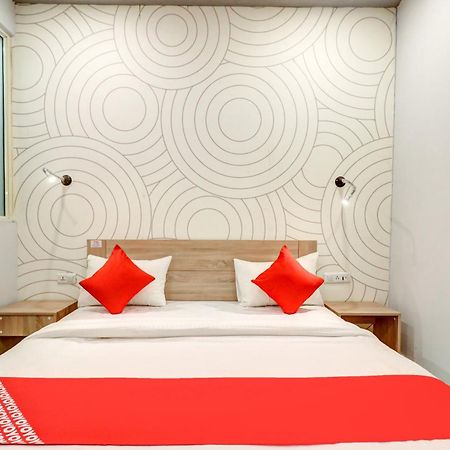 Hotel O Jps Grand Hotel New Delhi Extérieur photo