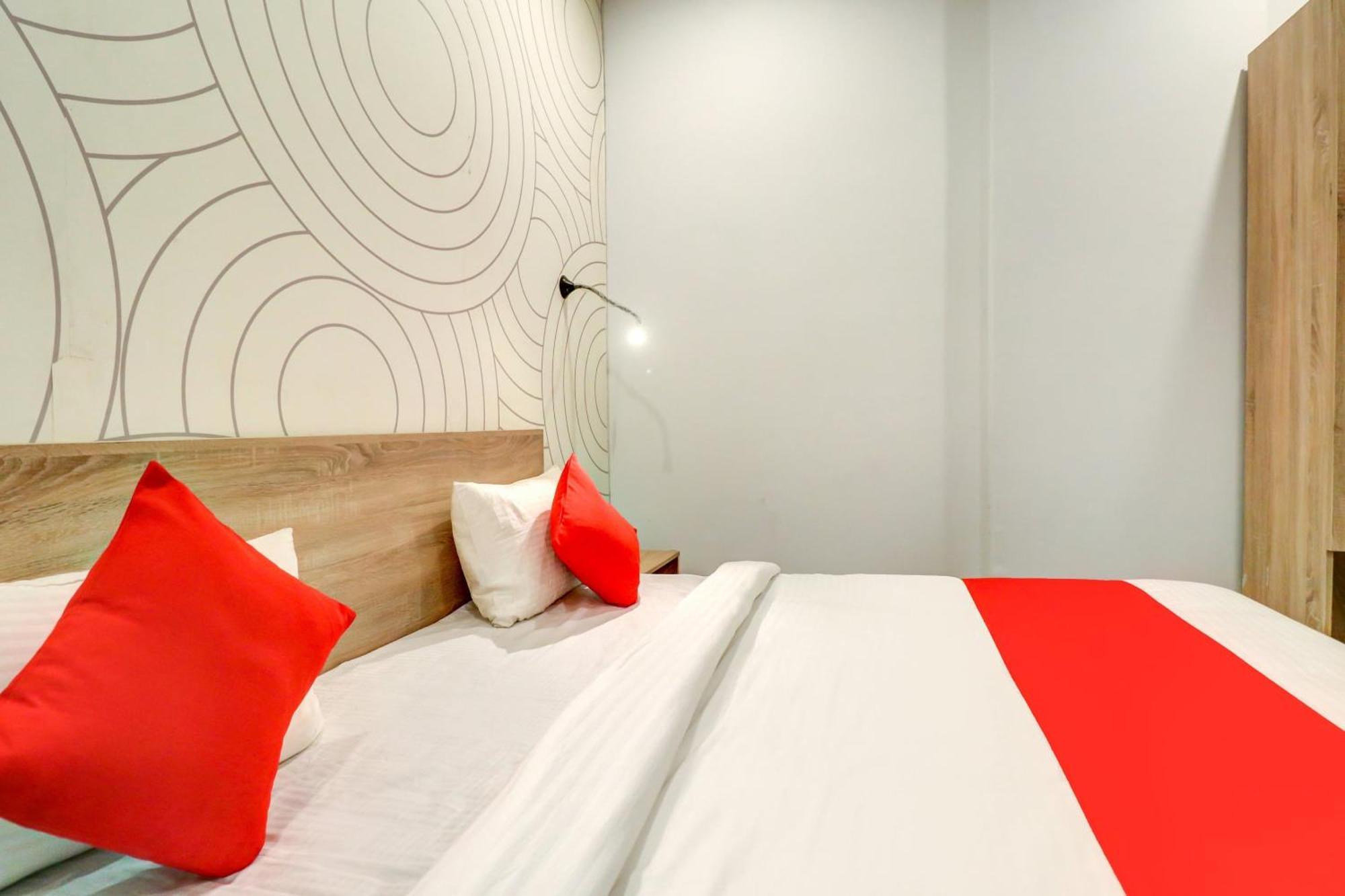 Hotel O Jps Grand Hotel New Delhi Extérieur photo