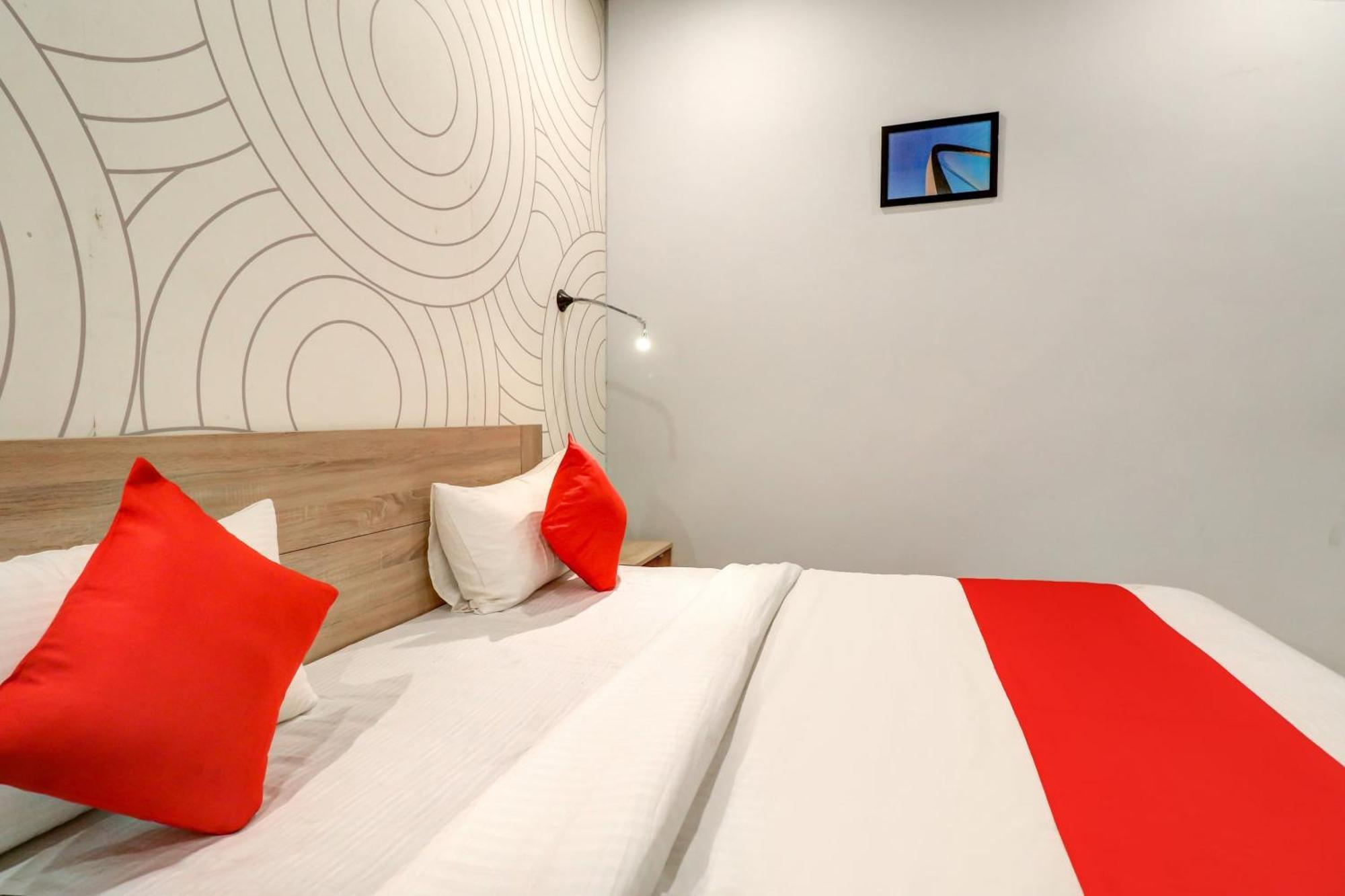 Hotel O Jps Grand Hotel New Delhi Extérieur photo